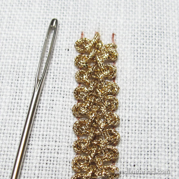 Softlight Metallic Aztec Gold 1500m Embroidery Thread