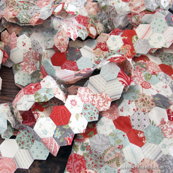 2.5 inch Hexagons with Petals 60° PDF